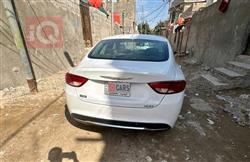 Chrysler 200